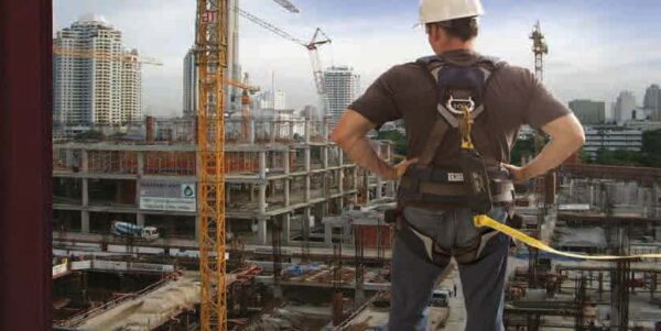 Persona Autorizada Trabajos en Altura